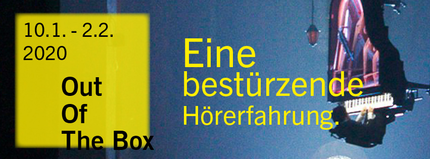 Festival Out Of The Box 2020 Piano Vertical Klavierspieler am Kran